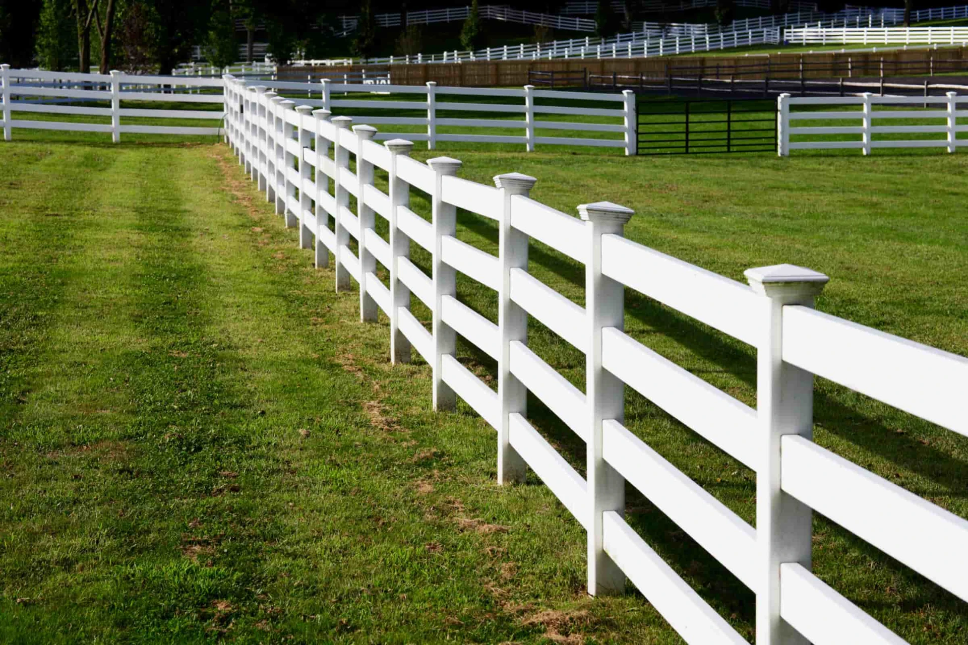 Vinyl Ranch Rail Fencing – Durable, Stylish & Maintenance-Free